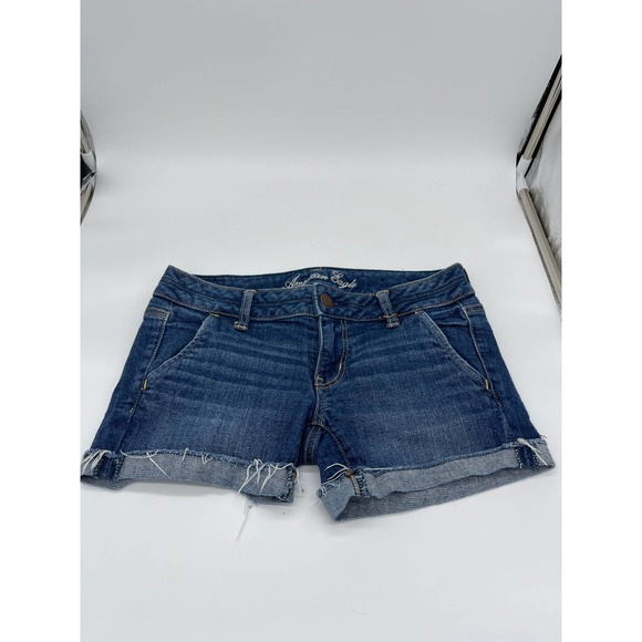 American Eagle Cut-off Raw Hem Booty Jean Shorts 2 - Picture 4 of 10